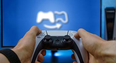 چگونه از قابلیت Share Play برای بازی با دوستان استفاده کنیم؟